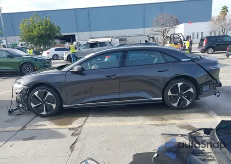 2024 Lucid Air Pure z USA, uszkodzony, nr VIN 50EA1PGA0RA002634